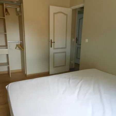 Hébergement de vacances Location Saisonnière *